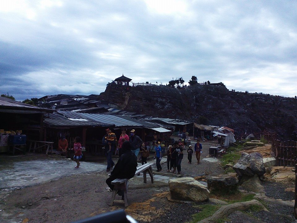 เกาะชวา (East Java) เกาะเศรษฐกิจเบอร์หนึ่งของอินโดนีเซีย เกาะชวา (East Java) เกาะเศรษฐกิจเบอร์หนึ่งของอินโดนีเซีย