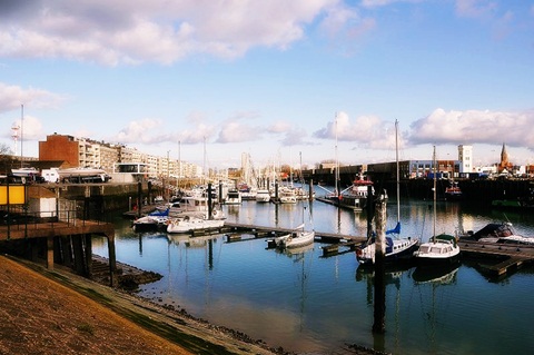 รู้จัก!! ท่าเรือ Zeebrugge เบลเยียม รู้จัก!! ท่าเรือ Zeebrugge เบลเยียม